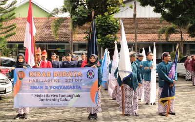SMAN 2 YOGYAKARTA MERIAHKAN KIRAB BUDAYA PERINGATAN HARI JADI KE-271 DIY