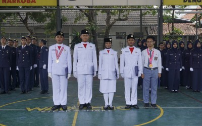 PENYERAHAN SERTIFIKAT SISWA BERPRESTASI SMAN 2 YOGYAKARTA